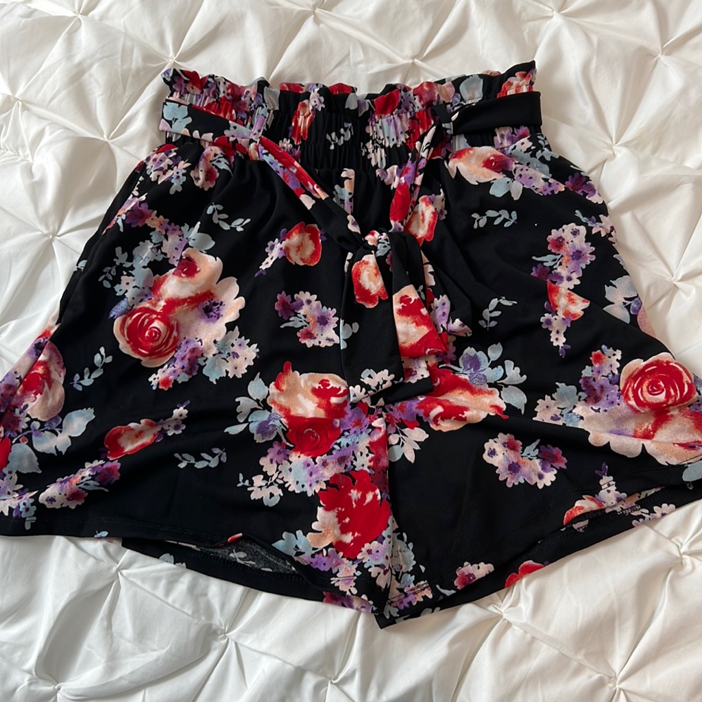 Lularoe Ella Shorts